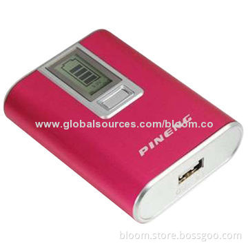 Mobile Phone Charger with LED Power Display and 1W LED FlashlightNew